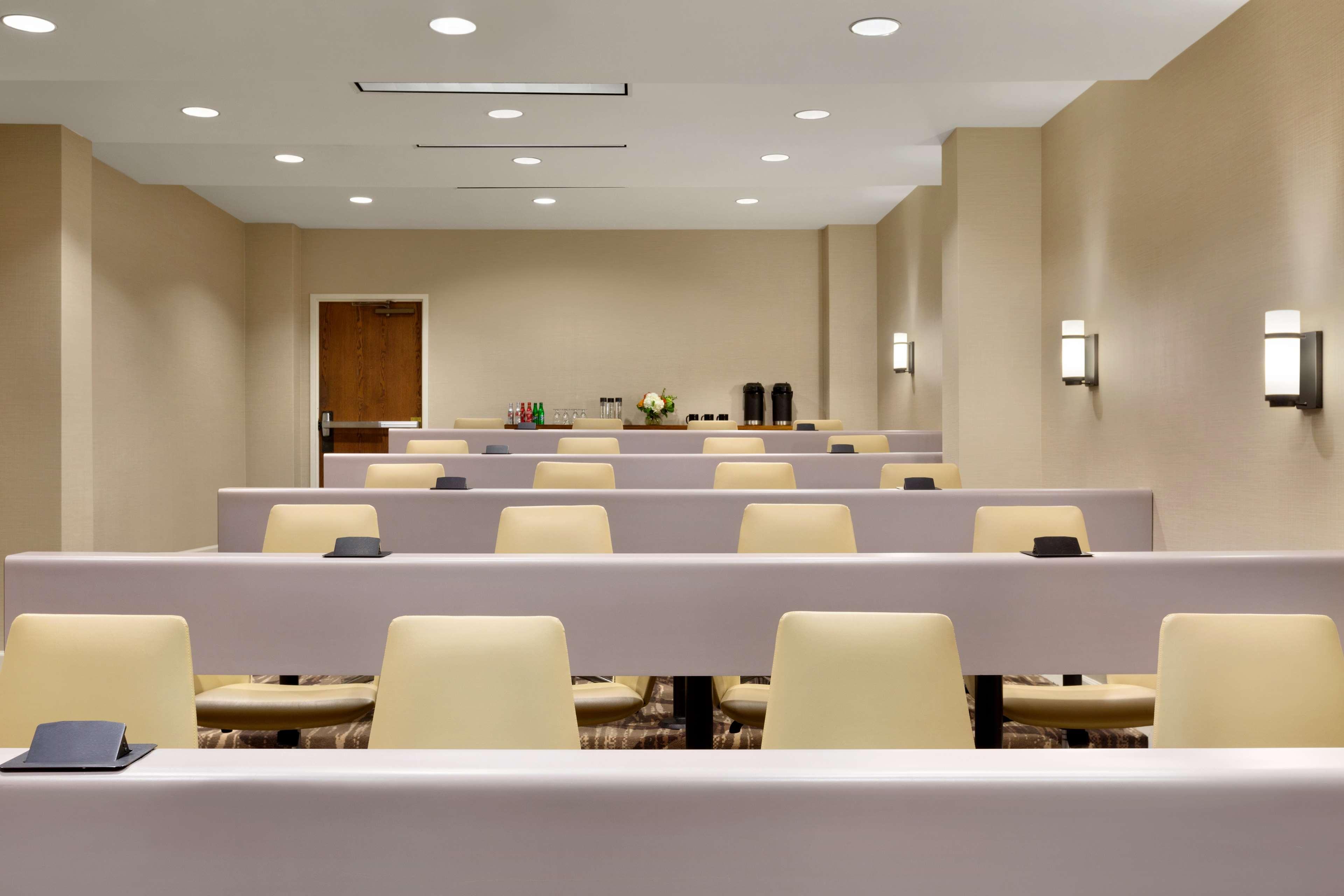 Embassy Suites By Hilton Austin Downtown South Congress מראה חיצוני תמונה
