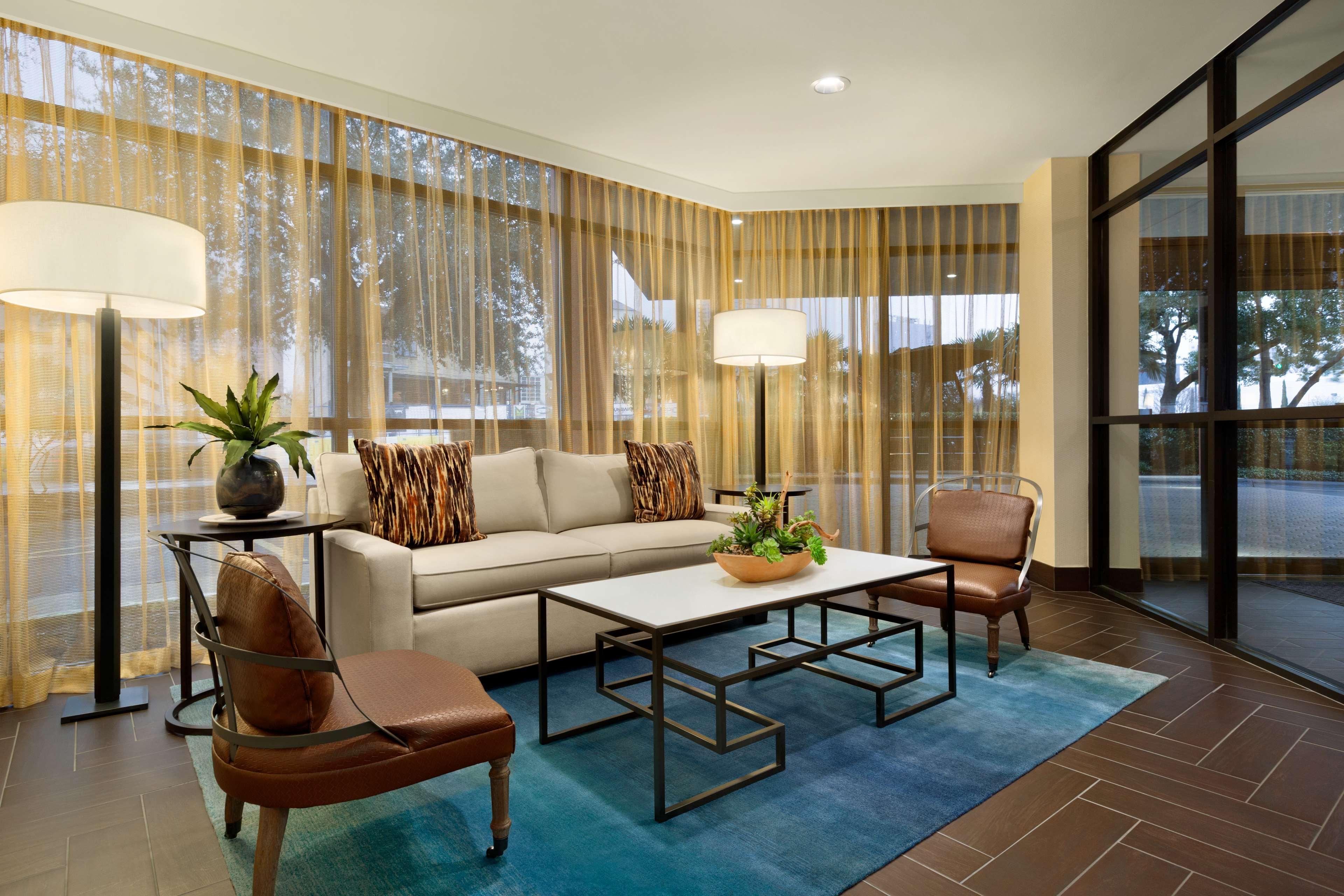 Embassy Suites By Hilton Austin Downtown South Congress מראה חיצוני תמונה