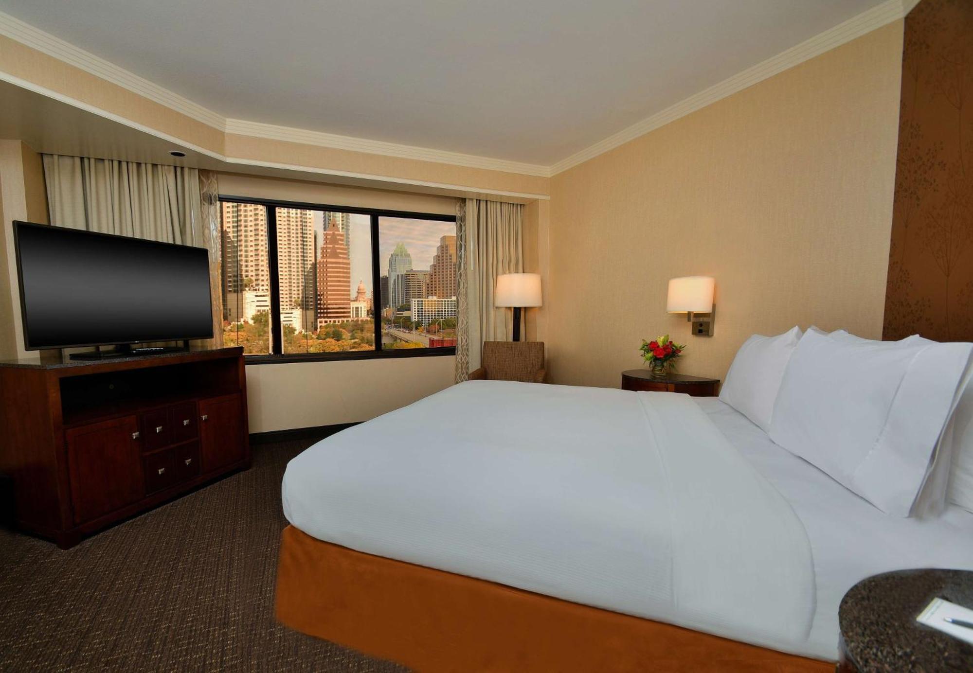 Embassy Suites By Hilton Austin Downtown South Congress מראה חיצוני תמונה