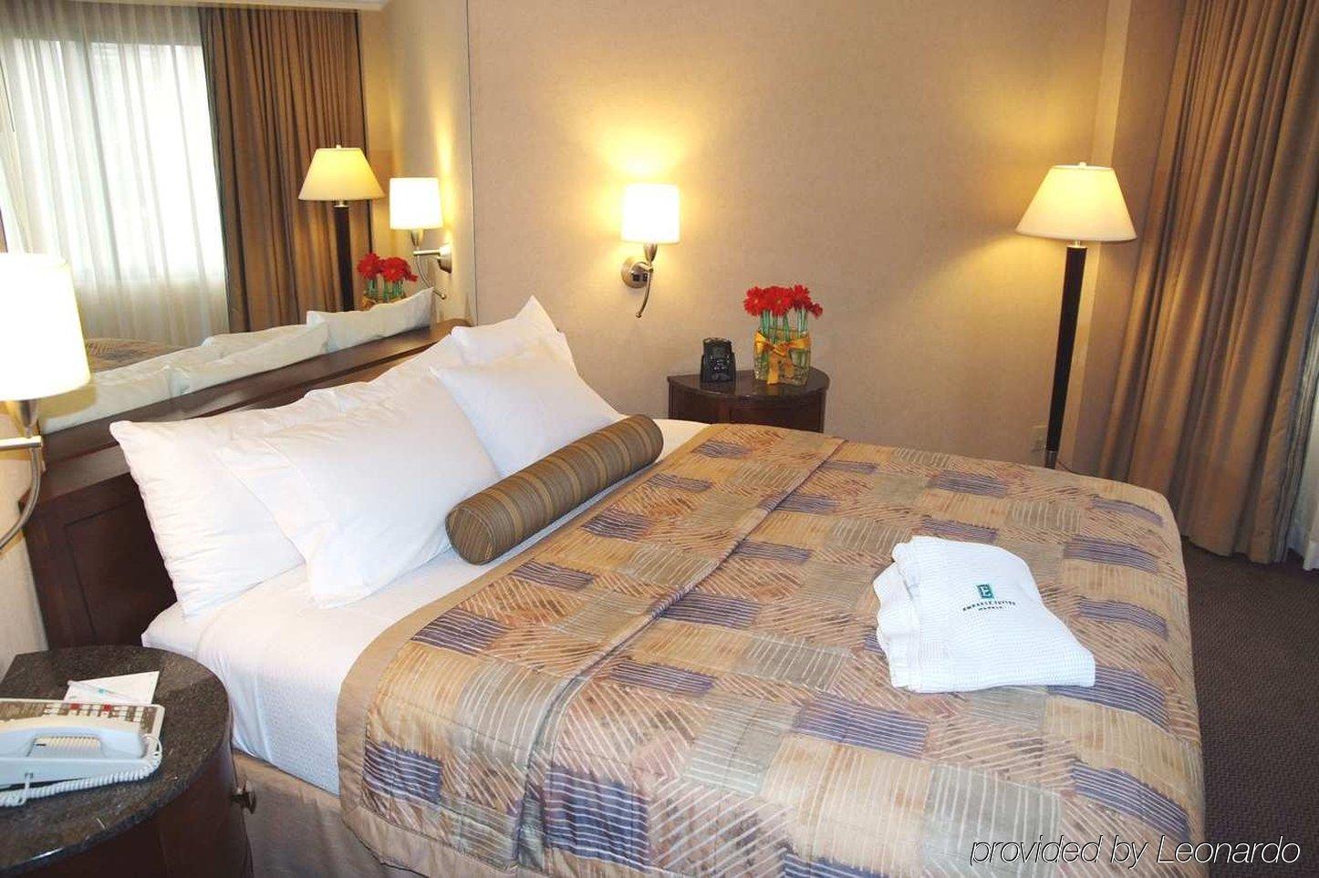 Embassy Suites By Hilton Austin Downtown South Congress חדר תמונה
